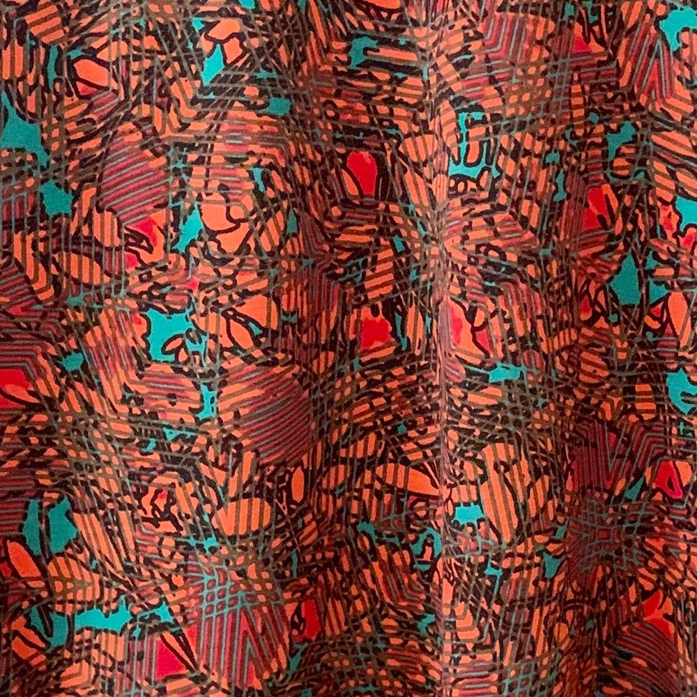 LuLaRoe Randy - Picture 2 of 2